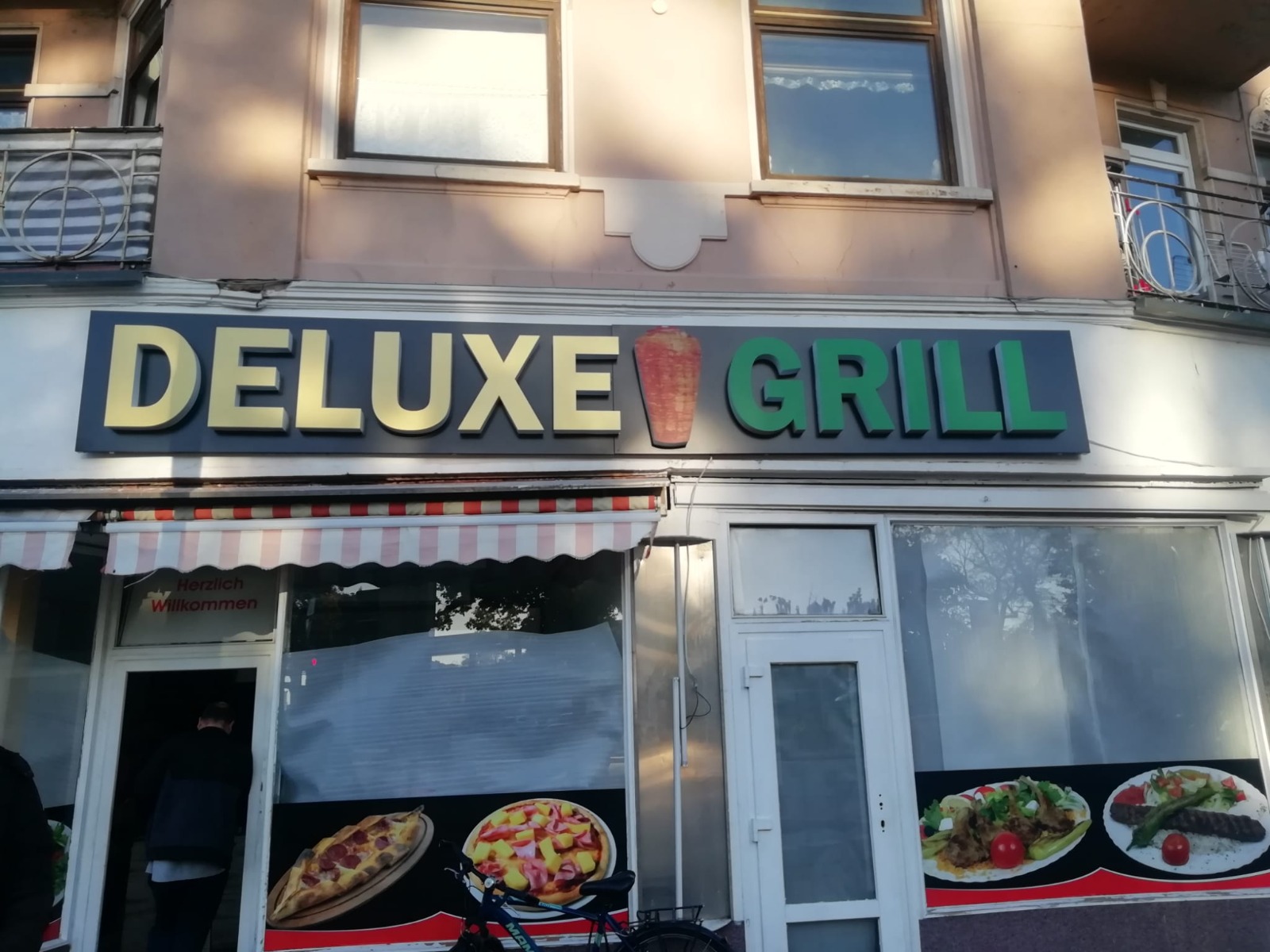 Einzelbuchstaben Deluxe Grill